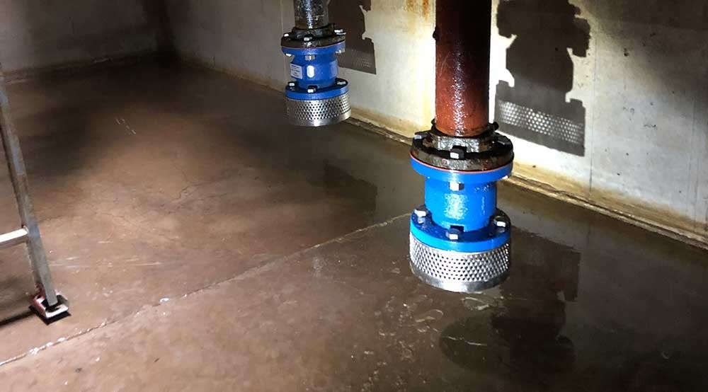 Water Tank Clean & Foot Valve Replacement